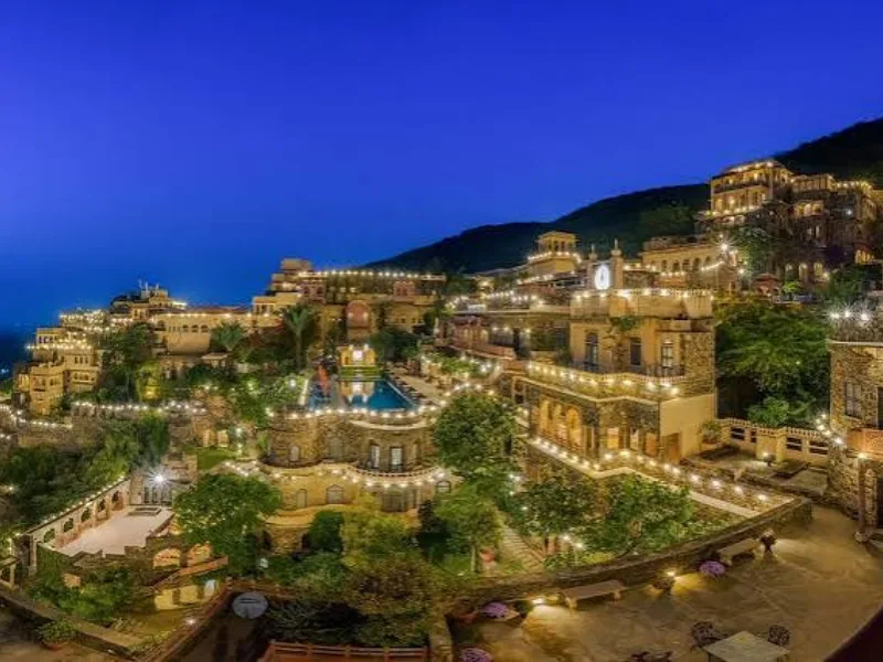 Day 1: Delhi to Alwar – Arrival & Heritage Sightseeing